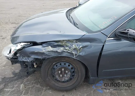 2010 Nissan Altima 2.5 S from USA, damaged, VIN 1N4AL2AP0AC174112